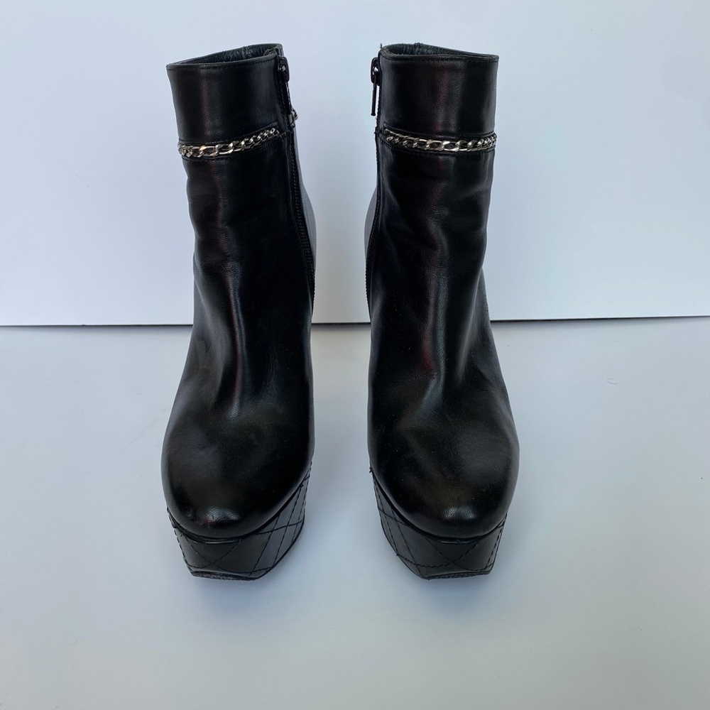 Stuart Weitzman Black Boots - Picture 2 of 5